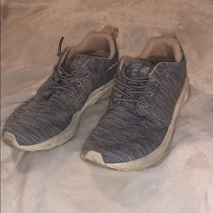tennis shoes